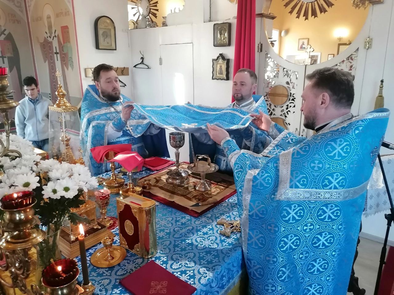 Празднование Казанской иконы Божией Матери
