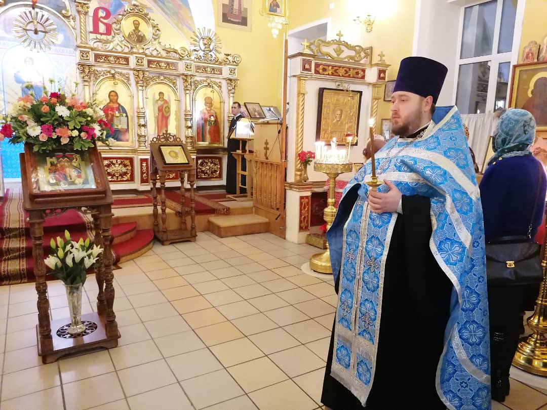 Всенощное бдение в канун Введения во храм Пресвятой Богородицы 