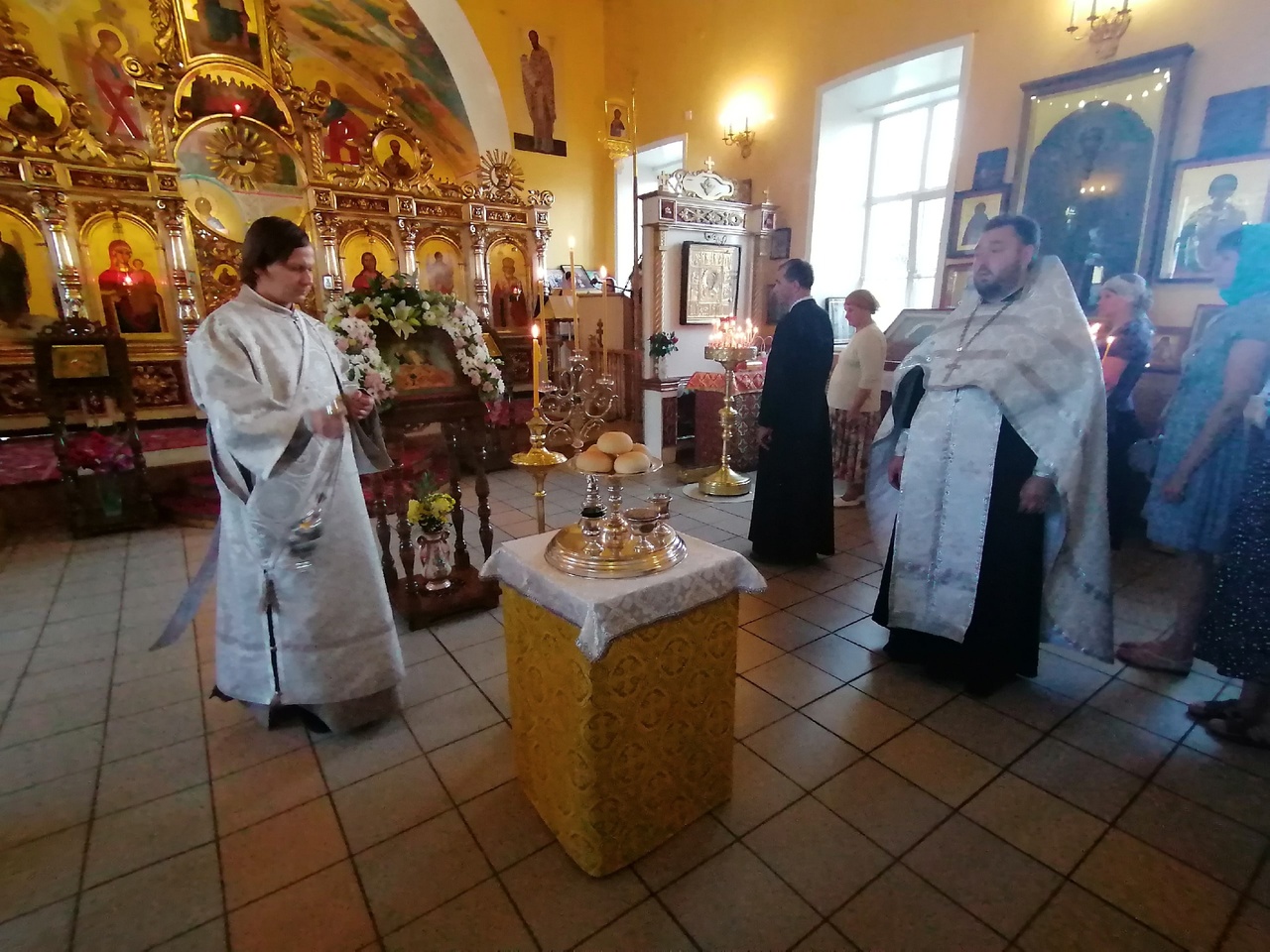 Всенощное бдение накануне праздника Преображения Господня