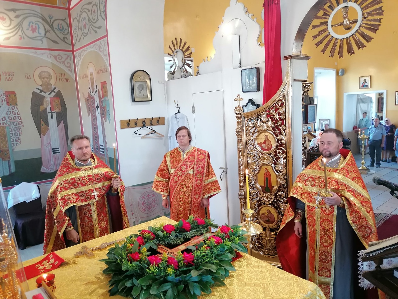Всенощное бдение в канун праздника Происхождение Честных Древ Животворящего Креста Господня