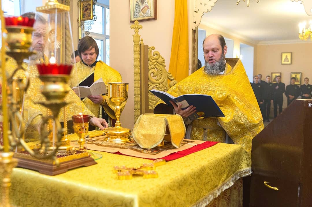 Диакон Сергий Исайчев сослужил за литургией в Пензенской духовной семинарии