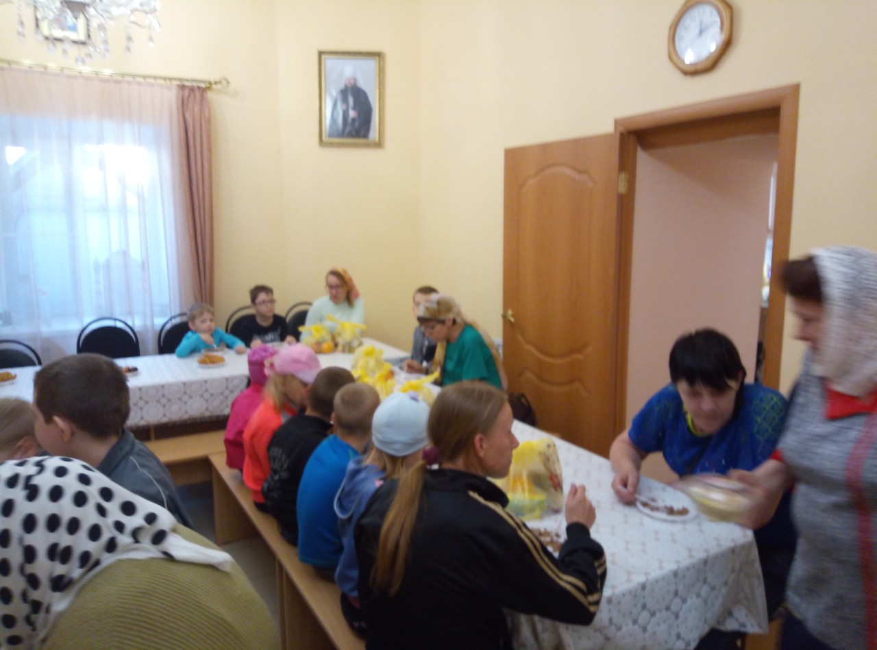 Благотворительный пасхальный обед