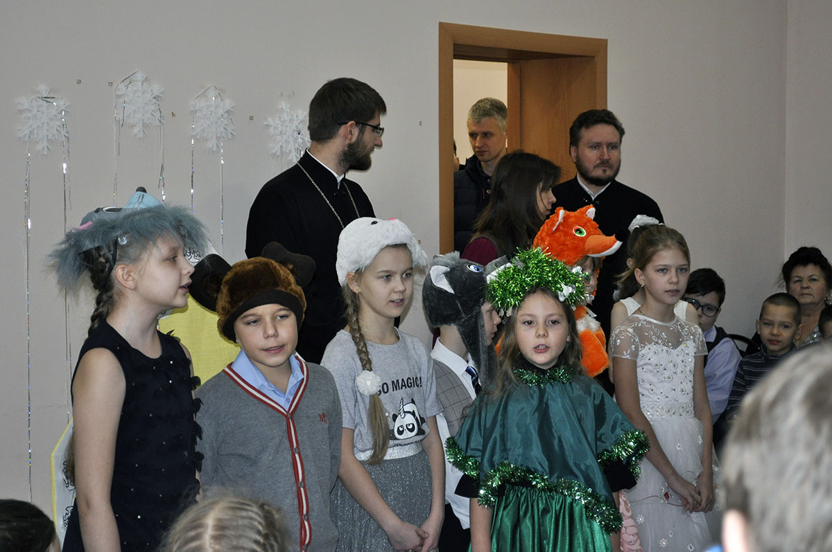 Рождественский утренник в воскресной школе "Азбука веры"