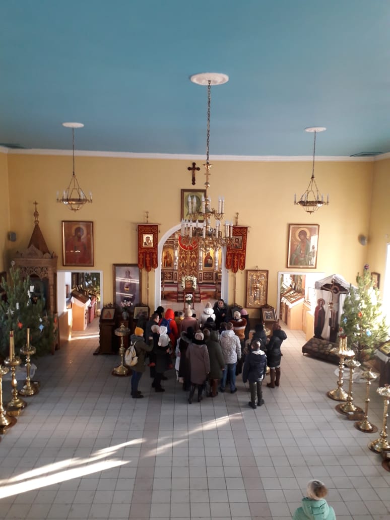 Встреча детей со священником 