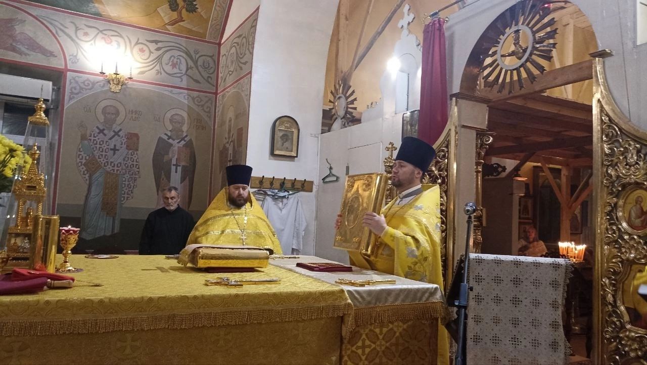 Богослужения в Неделю 21-ю по Пятидесятнице