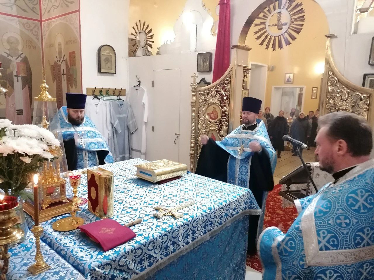 Всенощное бдение в канун празднования Введения во храм Пресвятой Богородицы