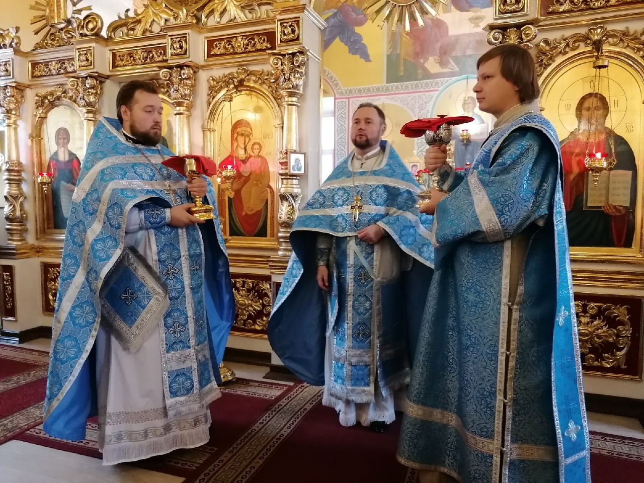 Празднование Казанской иконы Божией Матери