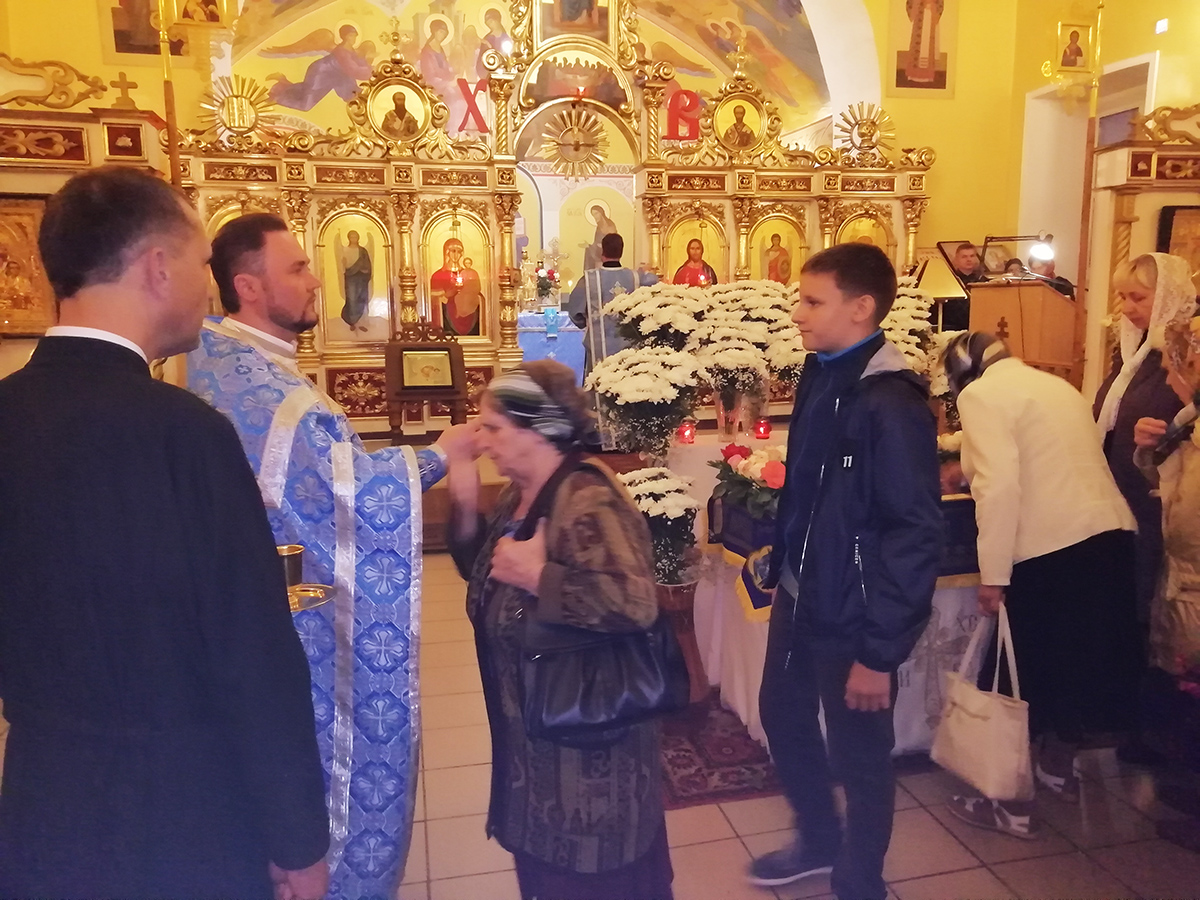 Всенощное бдение с чином Погребения Плащаницы Богородицы
