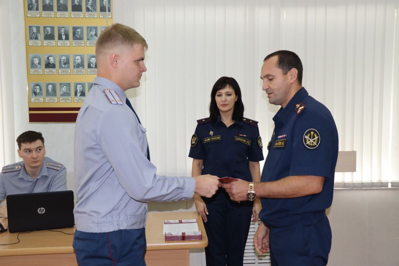   Протоиерей Антоний Шварев поздравил молодых специалистов УФСИН 