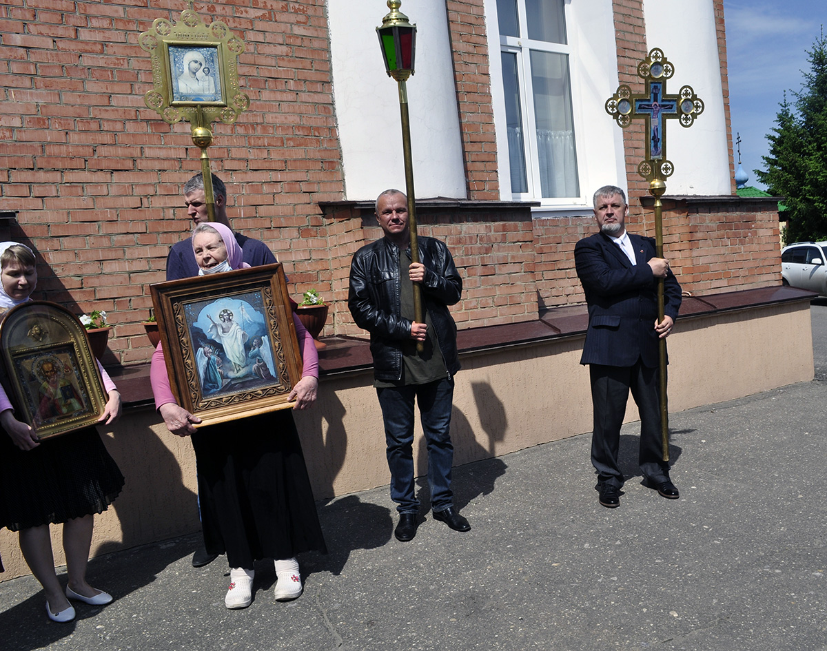 Литургия в день престольного  праздника нашего храма в честь святителя Николая Чудотворца