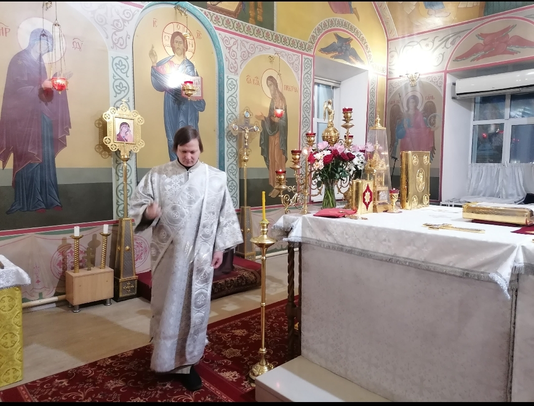Богослужения в Неделю 33-ю по Пятидесятнице,  по Богоявлении 