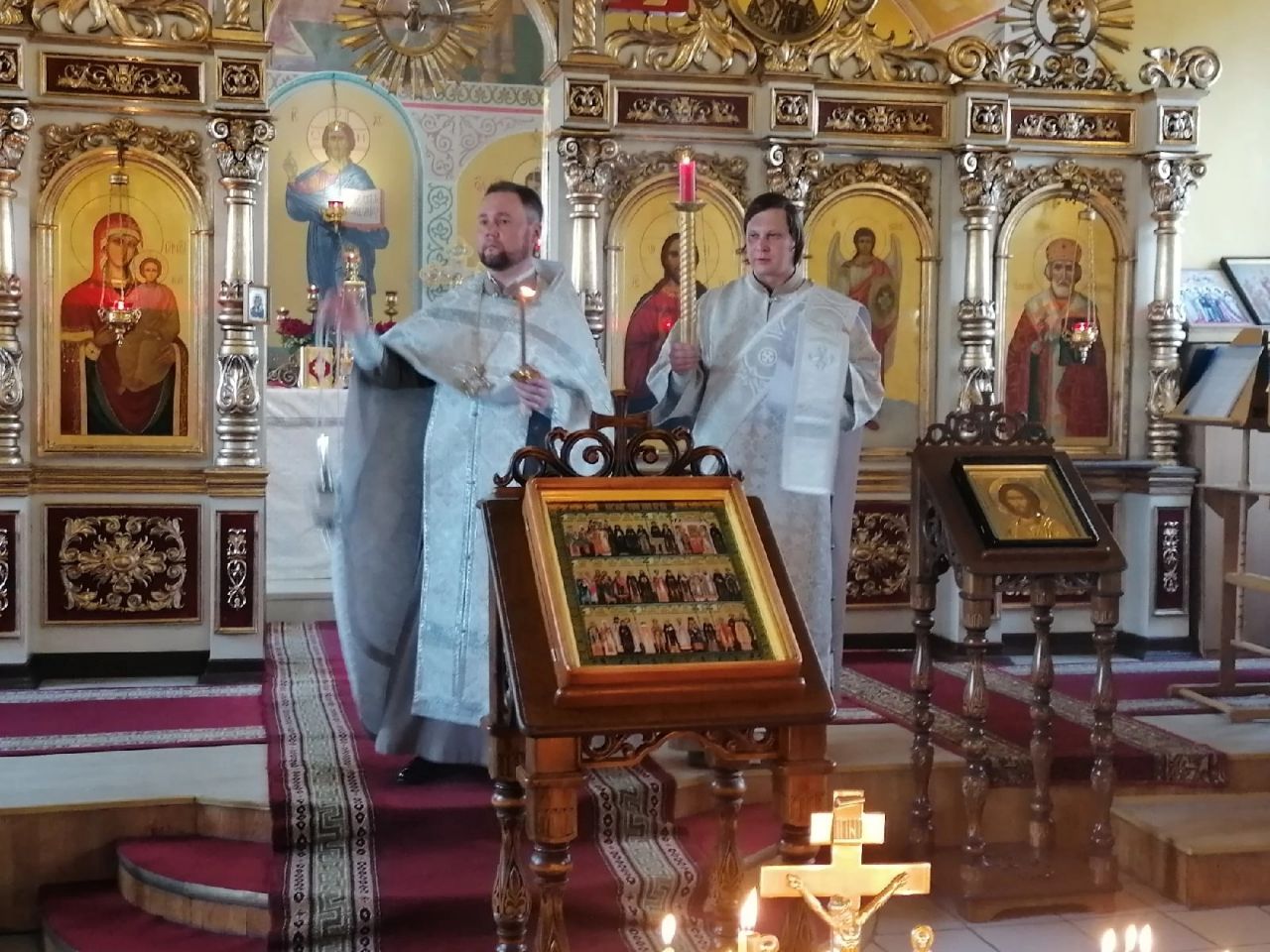 Заупокойное богослужение в канун Троицкой родительской субботы