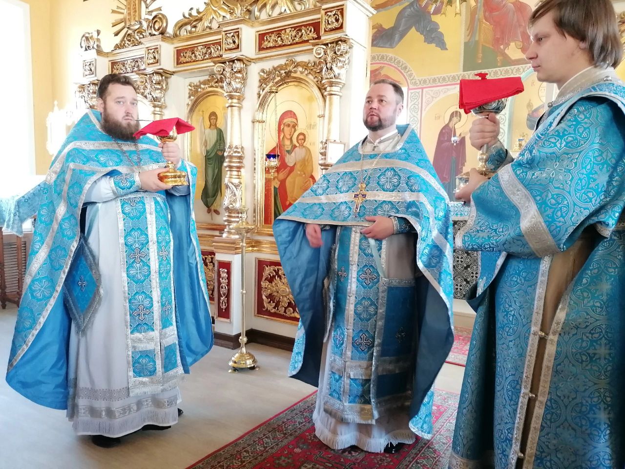Празднование Благовещение Богородицы
