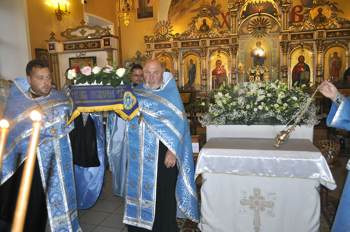 Всенощное бдение в канун Успения Песвятой Богородицы