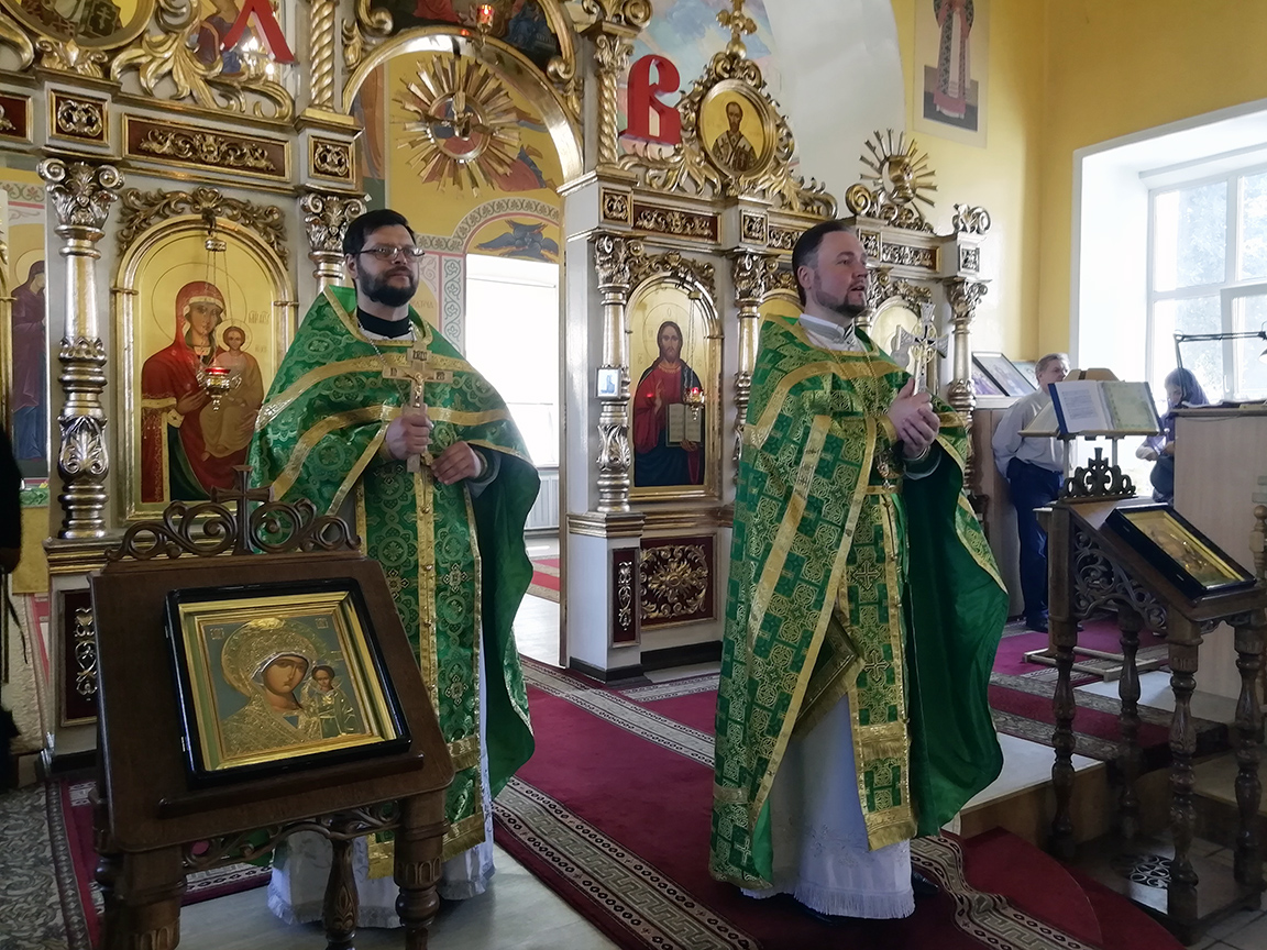 Литургия в субботу Пятидесятницы