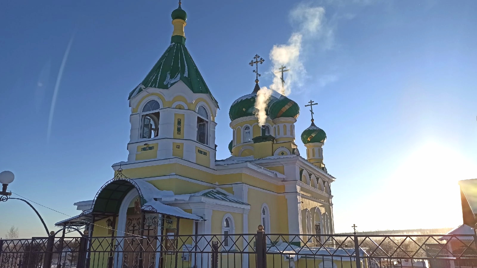Литургия в первую годовщину великого освящения храма в Камайке