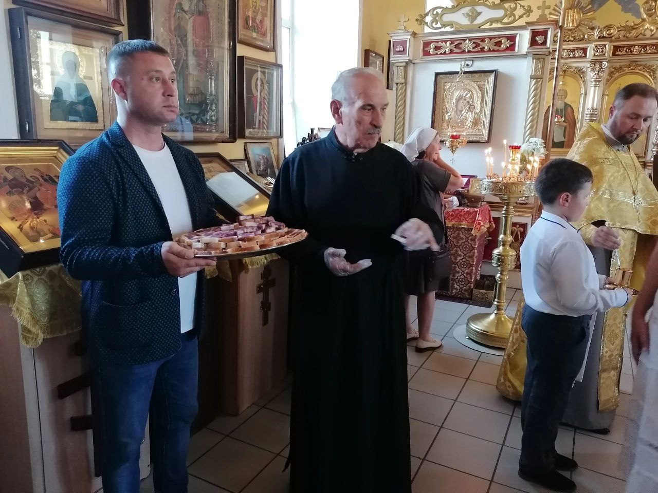 Всенощное бдение в канун праздника первоверховных апостолов Петра и Павла