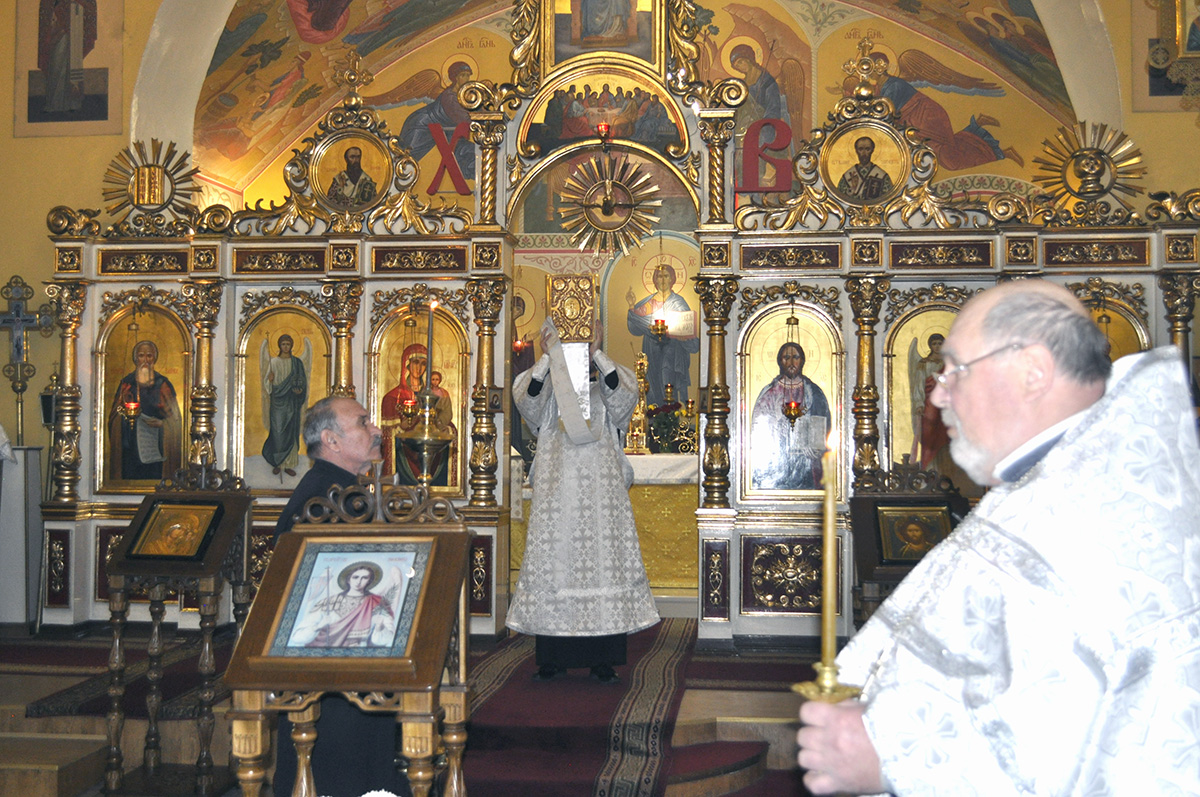 Всенощное бдение в канун празднования Собора Архистратига Михаила
