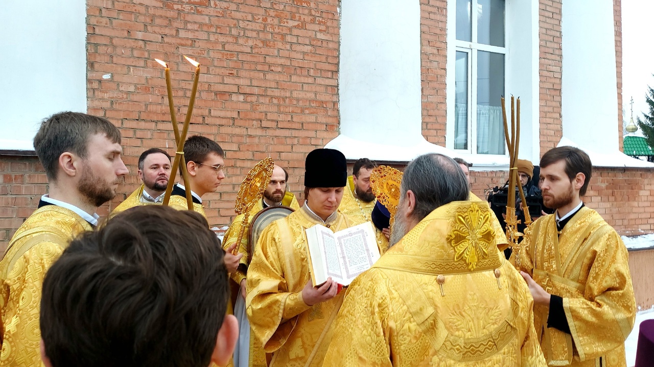 В престольный праздник митрополит Серафим совершил литургию в нашем храме  