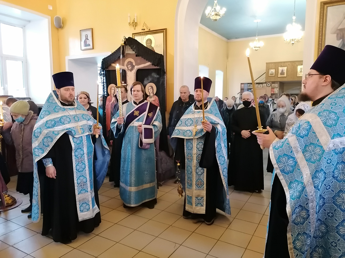 Всенощное бдение в канун праздника Благовещения Богородицы