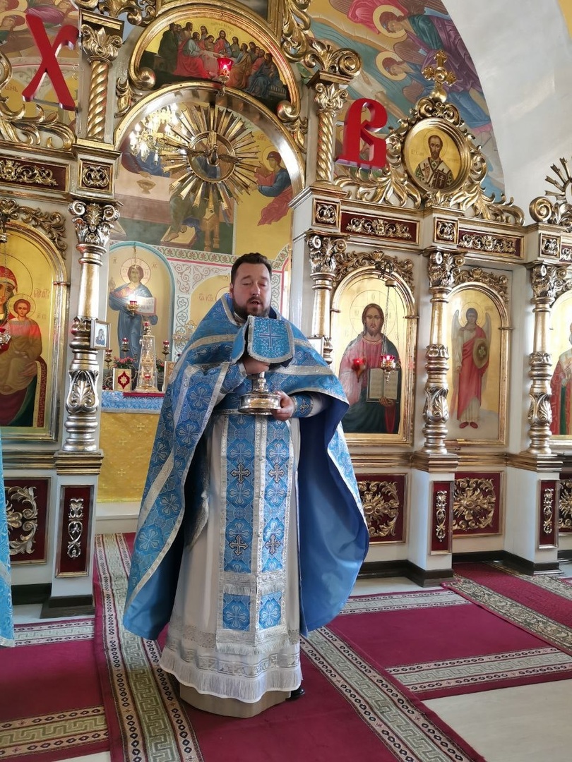Праздник Покров Пресвятой Богородицы