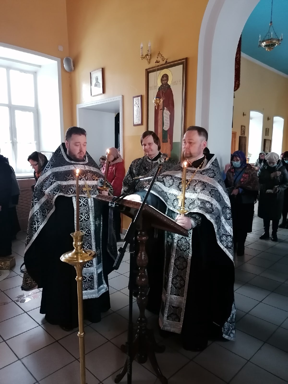 Протоиерей Александр Филиппов совершил утреню с чтением Великого канона преподобного Андрея Критского