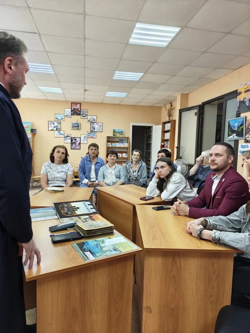 Иерей Сергий Карасёв посетил Центр культуры и досуга села Засечное