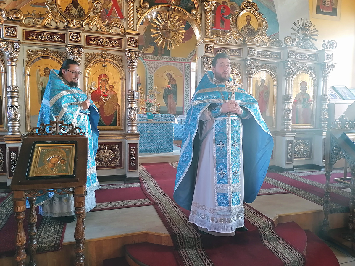 Праздник Введения во храм Пресвятой Богородицы