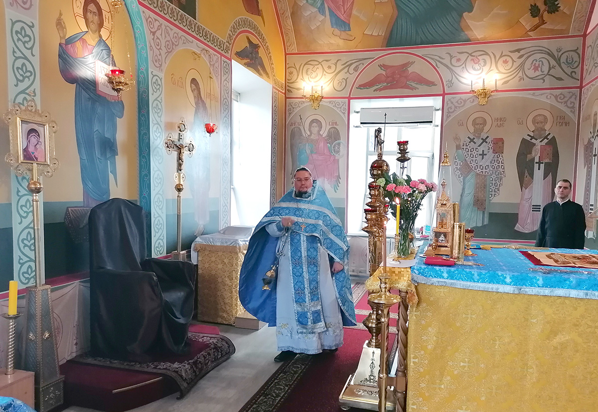 Праздник Покров Пресвятой Богородицы