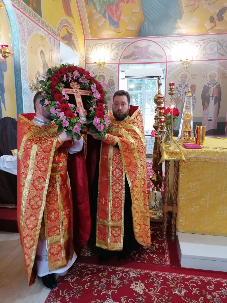 Вечернее богослужение в канун праздника Происхождение Честных Древ Животворящего Креста Господня