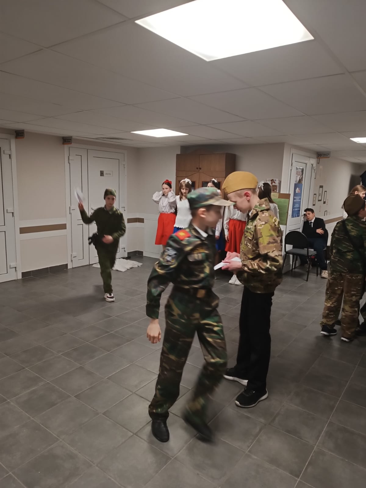 Воспитанники воскресной школы Никольского храма в Терновке  выступили с концертом для раненых военнослужащих