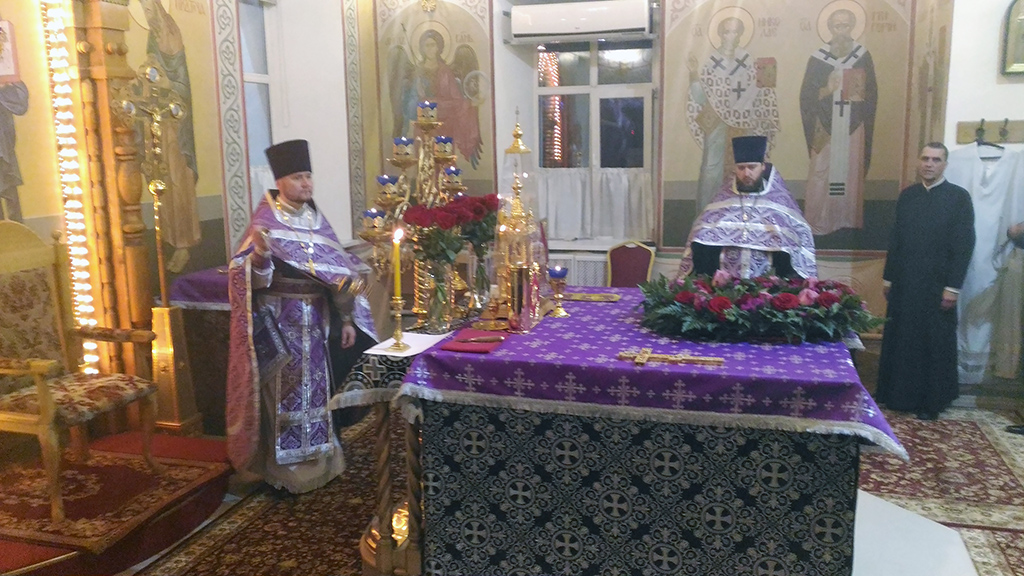 Всенощное бдение в канун Крестопоклонной Недели