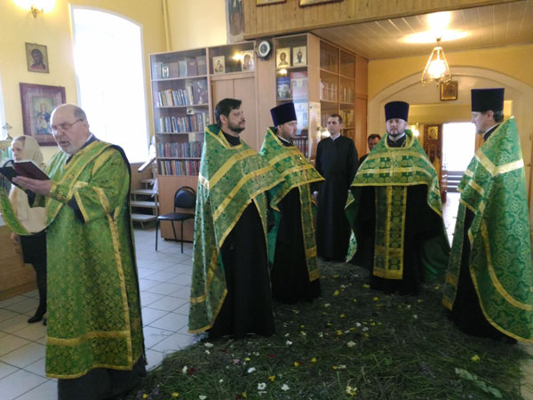 Всенощное бдение накануне дня святой Троицы