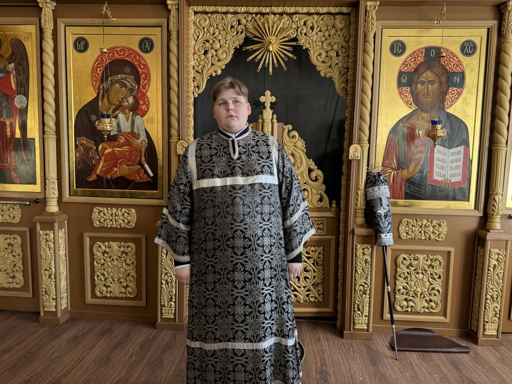 Протоиерей Александр Филиппов сослужил митрополиту Серафиму за Литургией Преждеосвященных Даров в храме святителя Иннокентия Иркутского при Пензенской духовной семинарии протоиерей