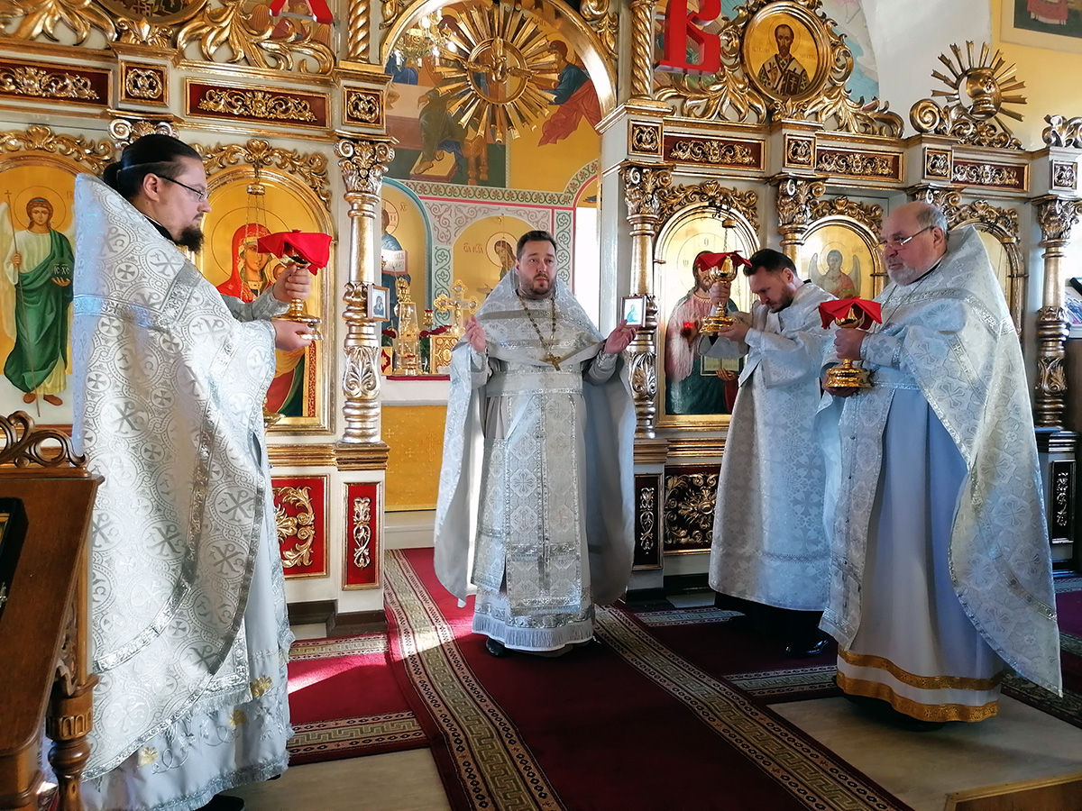 Празднование Собора Архистратига Михаила