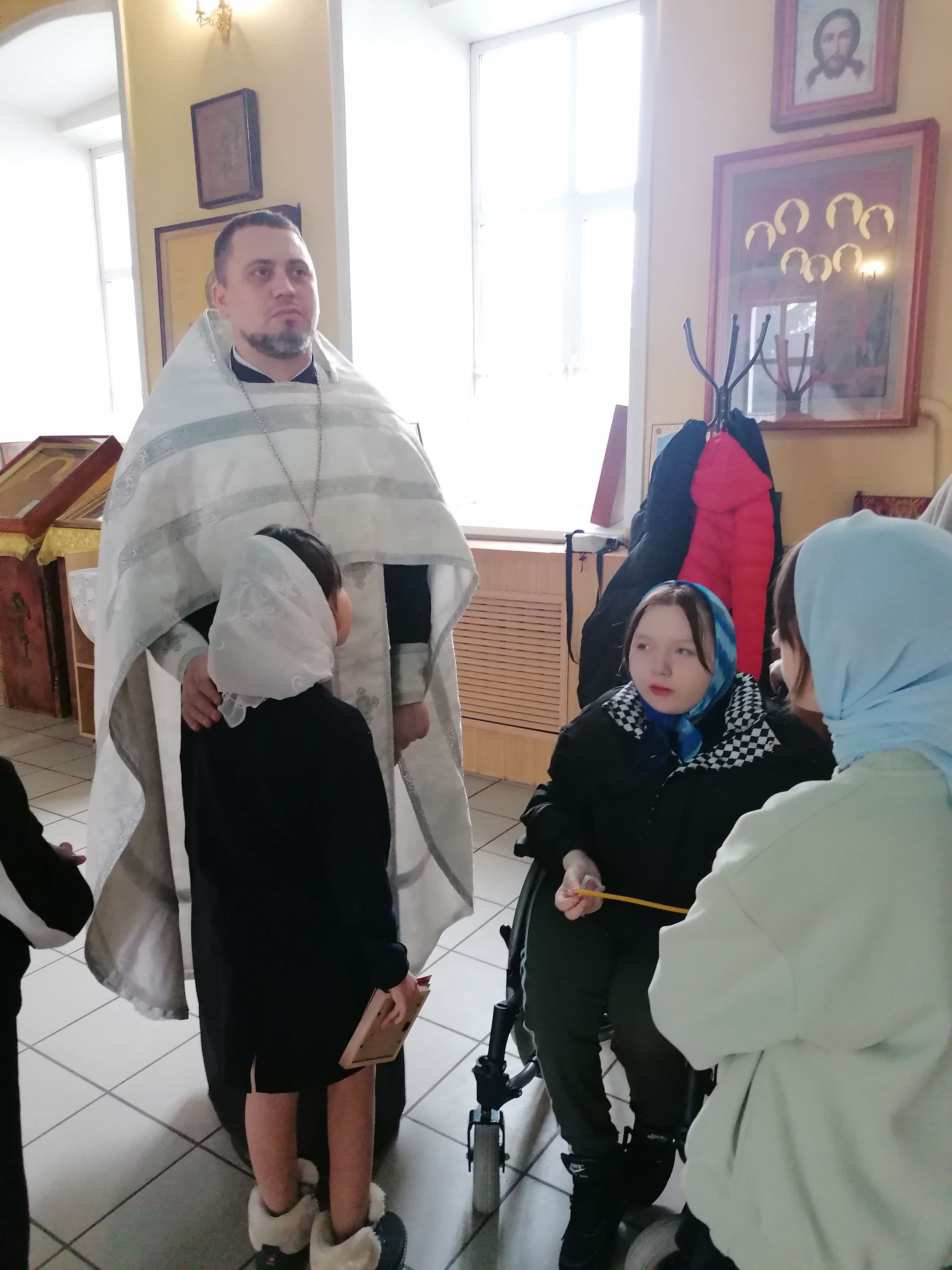 Состоялась духовно-просветительская встреча детей со священником
