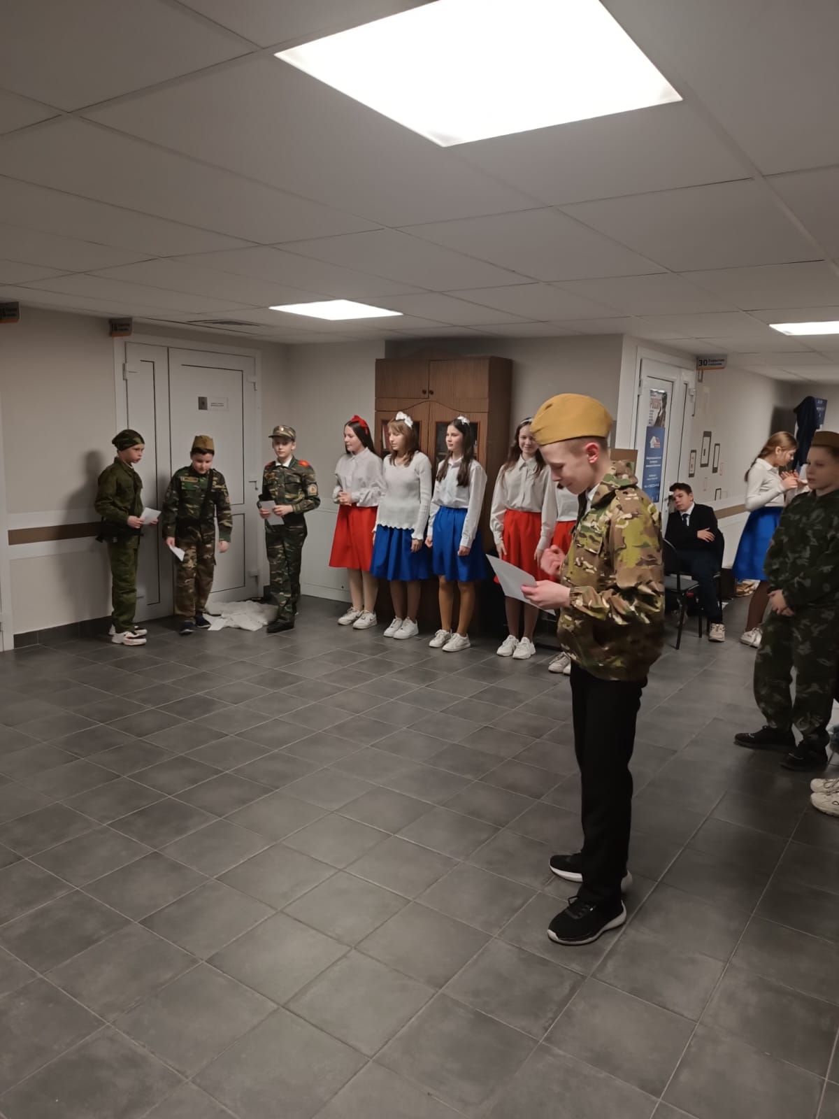 Воспитанники воскресной школы Никольского храма в Терновке выступили с концертом для раненых военнослужащих