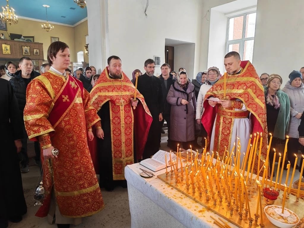 Празднование Радоницы в нашем храме