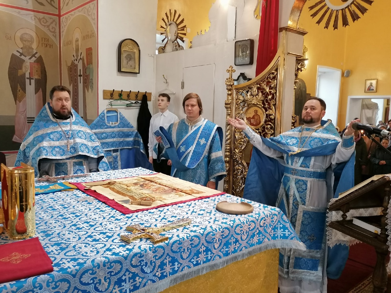 Празднование Казанской иконы Божией Матери