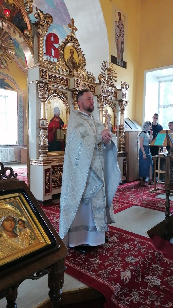 Поздравление с Днём рождения настоятеля протоиерея Александра Филиппова