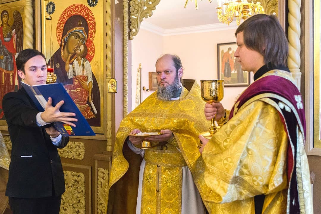 Диакон Сергий Исайчев сослужил за литургией в Пензенской духовной семинарии