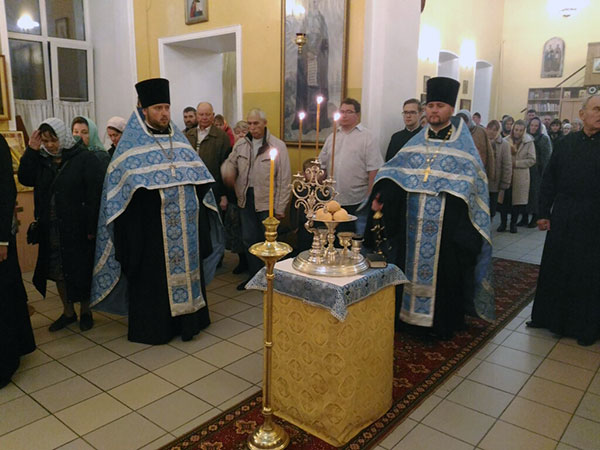 Всенощное бдение накануне Недели 20-ой по Пятидесятнице и праздника Покрова Пресвятой Богородицы