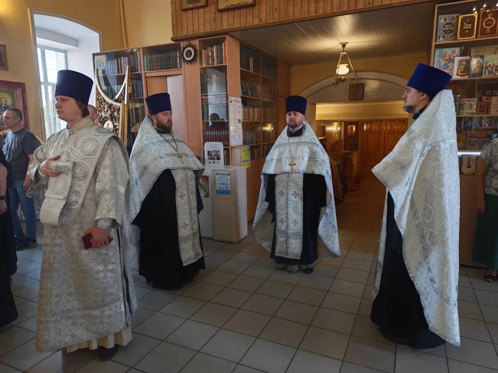 Всенощное бдение в канун престольного праздника нашего храма