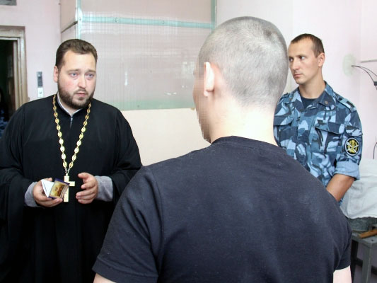 Проитоиерей Антоний Шварёв посетил несовершеннолетних, содержащихся в СИЗО-1