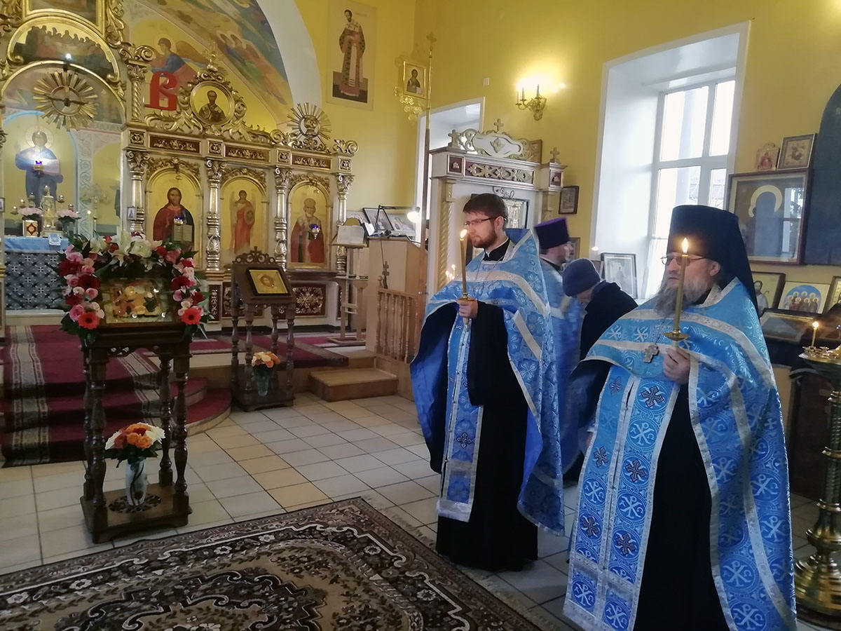 Всенощное бдение в канун Благовещения Пресвятой Богородицы