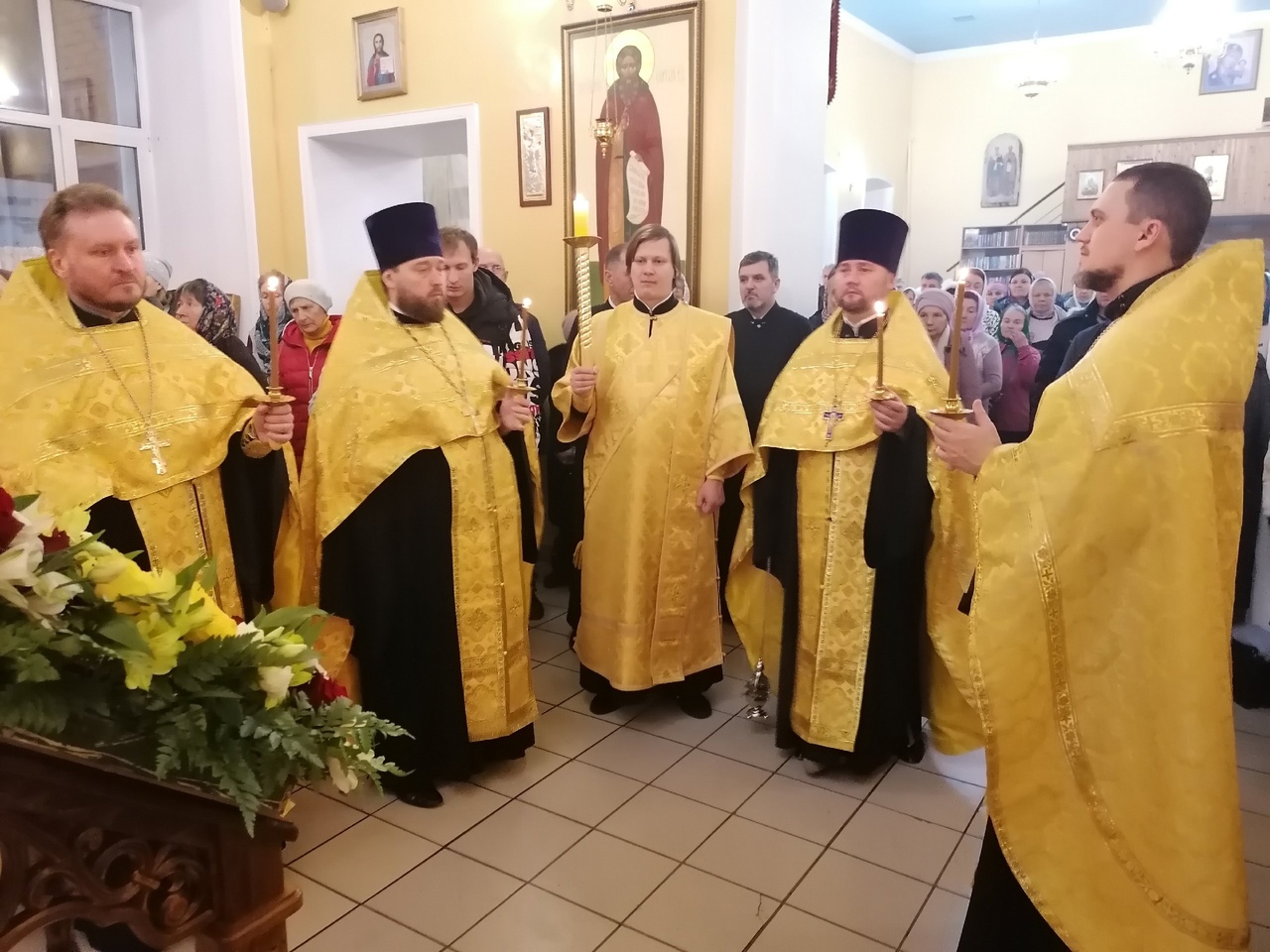Всенощное бдение в канун престольного праздника