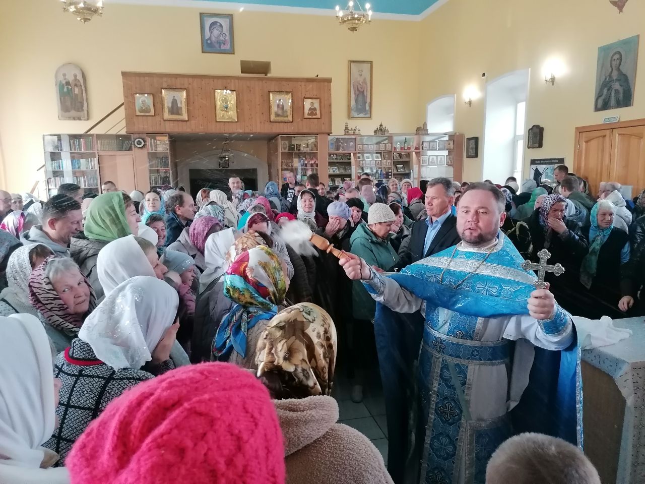 Праздник Покров Пресвятой Богородицы