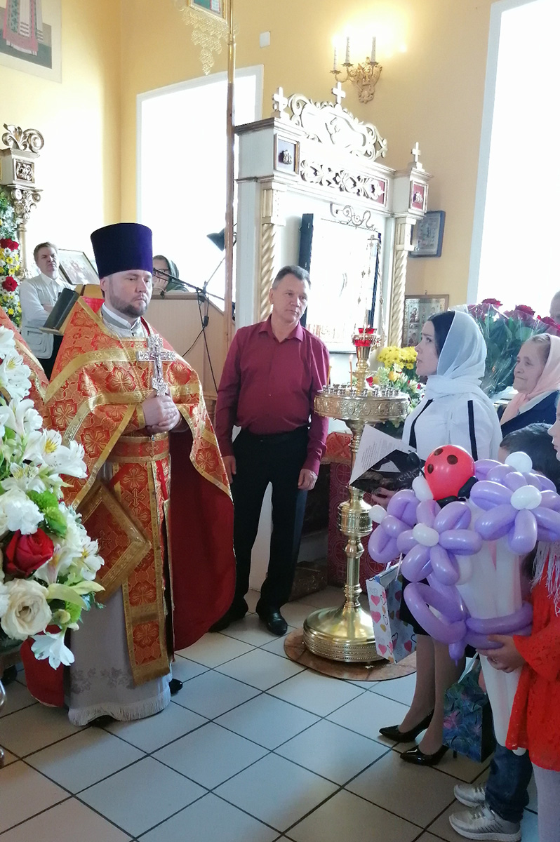 Поздравление с Днём рождения настоятеля нашего храма