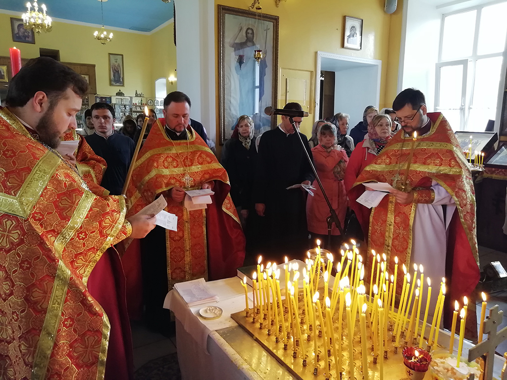 РАДОНИЦА. ПОМИНОВЕНИЕ УСОПШИХ