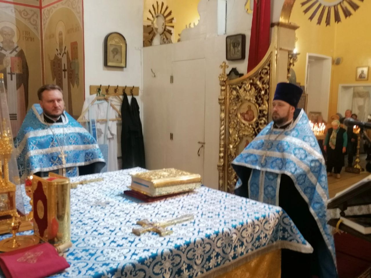 Всенощное бдение в канун праздника Покрова Пресвятой Богородицы 